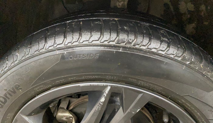 2022 Hyundai NEW I20 SPORTZ 1.2 MT, Petrol, Manual, 41,907 km, Left Front Tyre Tread