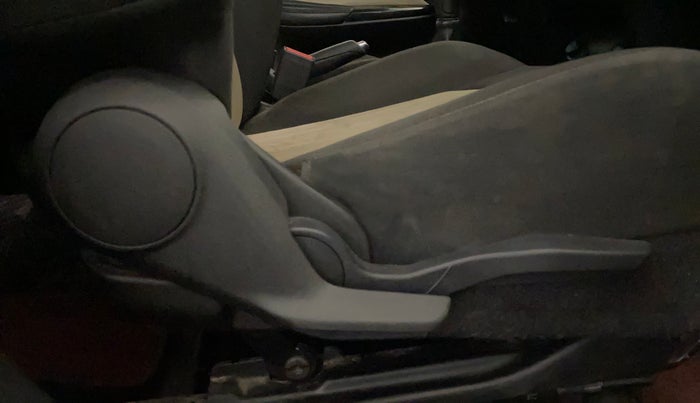 2022 Toyota Glanza G, Petrol, Manual, 38,407 km, Driver Side Adjustment Panel