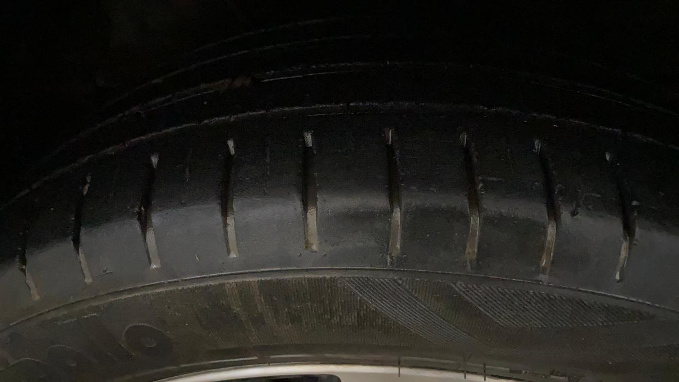2022 Toyota Glanza G, Petrol, Manual, 38,661 km, Left Front Tyre Tread