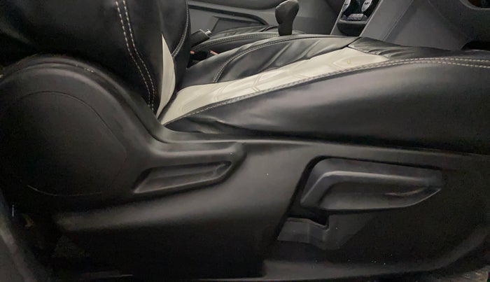 2021 Tata Tiago XZ PLUS PETROL, Petrol, Manual, 69,220 km, Driver Side Adjustment Panel