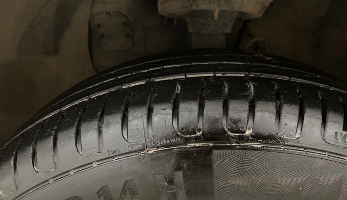 2014 Hyundai Elite i20 SPORTZ 1.2, Petrol, Manual, 61,340 km, Left Front Tyre Tread