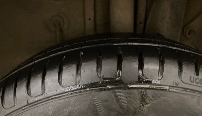 2014 Hyundai Elite i20 SPORTZ 1.2, Petrol, Manual, 61,340 km, Left Rear Tyre Tread