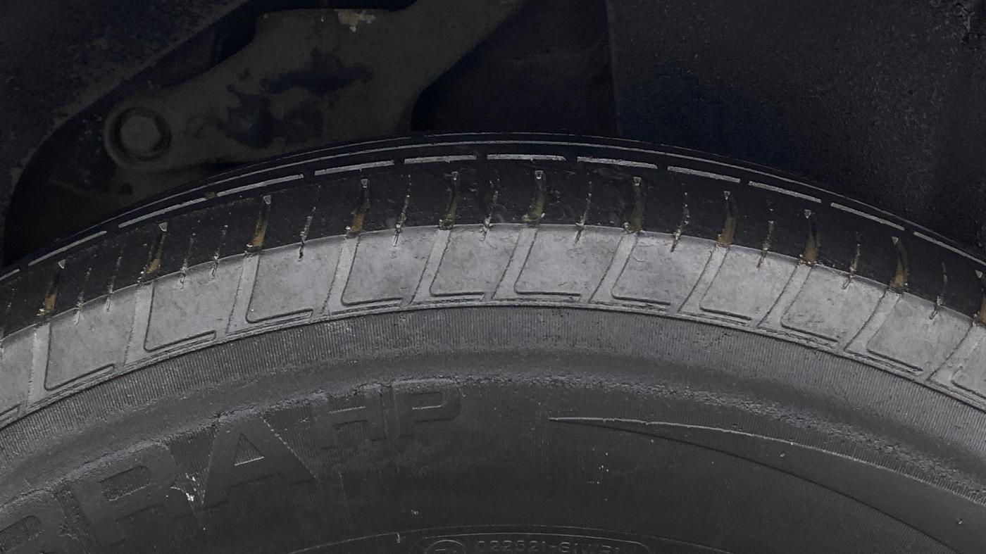 2020 Tata Harrier XZ PLUS 2.0L DUAL TONE, Diesel, Manual, 77,424 km, Left Rear Tyre Tread