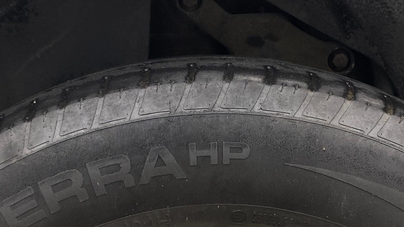 2020 Tata Harrier XZ PLUS 2.0L DUAL TONE, Diesel, Manual, 77,424 km, Right Rear Tyre Tread