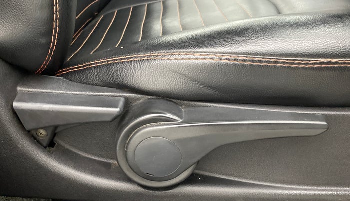 2019 Tata NEXON XZ+ 1.5, Diesel, Manual, 67,271 km, Driver Side Adjustment Panel