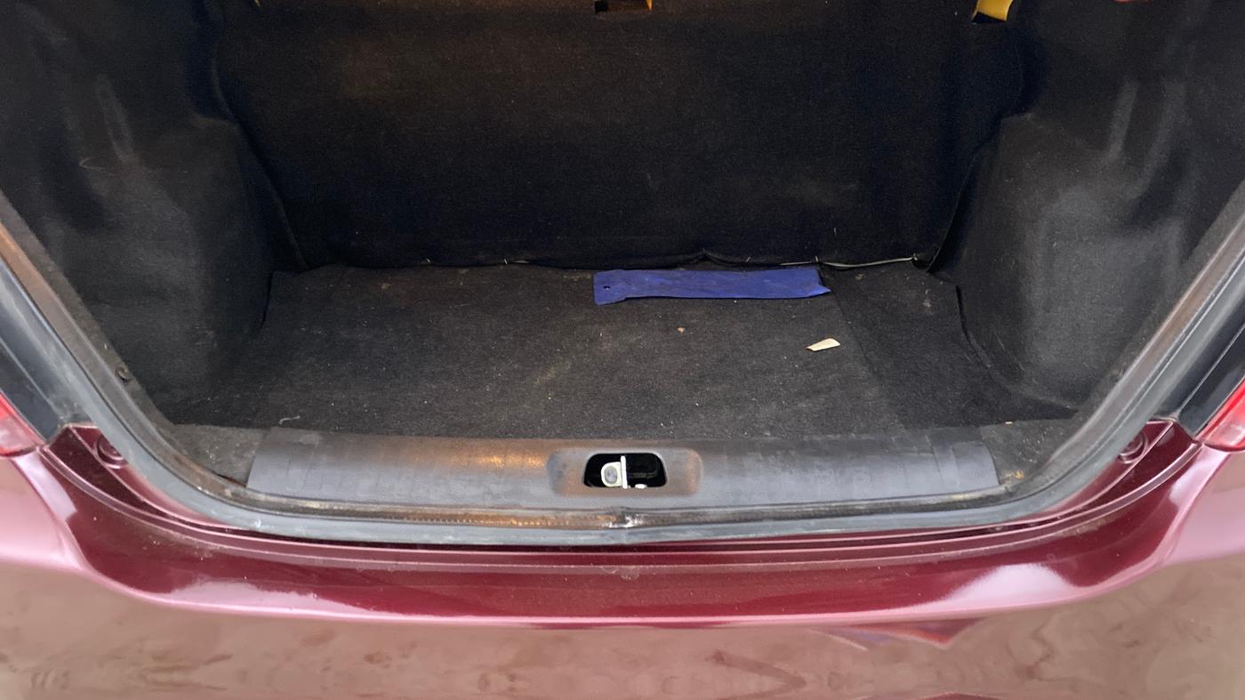 2016 Maruti Swift Dzire LXI, Petrol, Manual, 27,951 km, Boot Inside