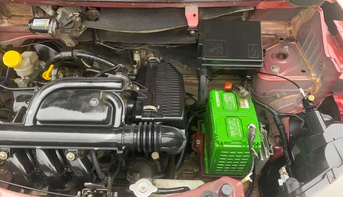 2016 Renault Kwid RXT 0.8, Petrol, Manual, 31,983 km, Engine View - Left