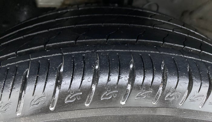 2020 Hyundai VENUE 1.0 TURBO GDI SX+ AT, Petrol, Automatic, 12,502 km, Left Front Tyre Tread