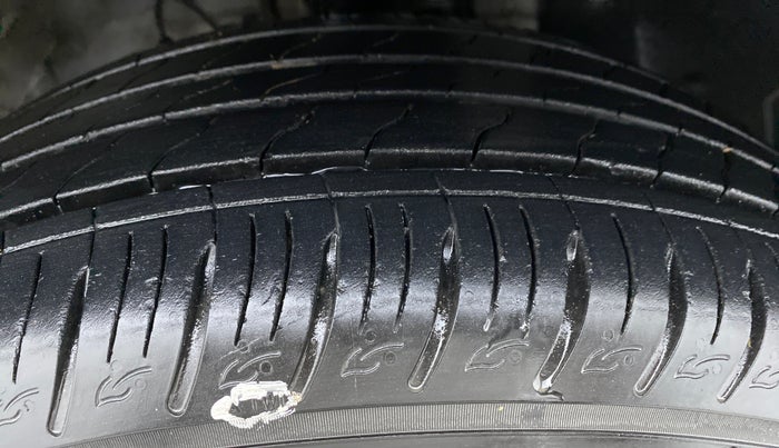 2020 Hyundai VENUE 1.0 TURBO GDI SX+ AT, Petrol, Automatic, 12,502 km, Right Front Tyre Tread