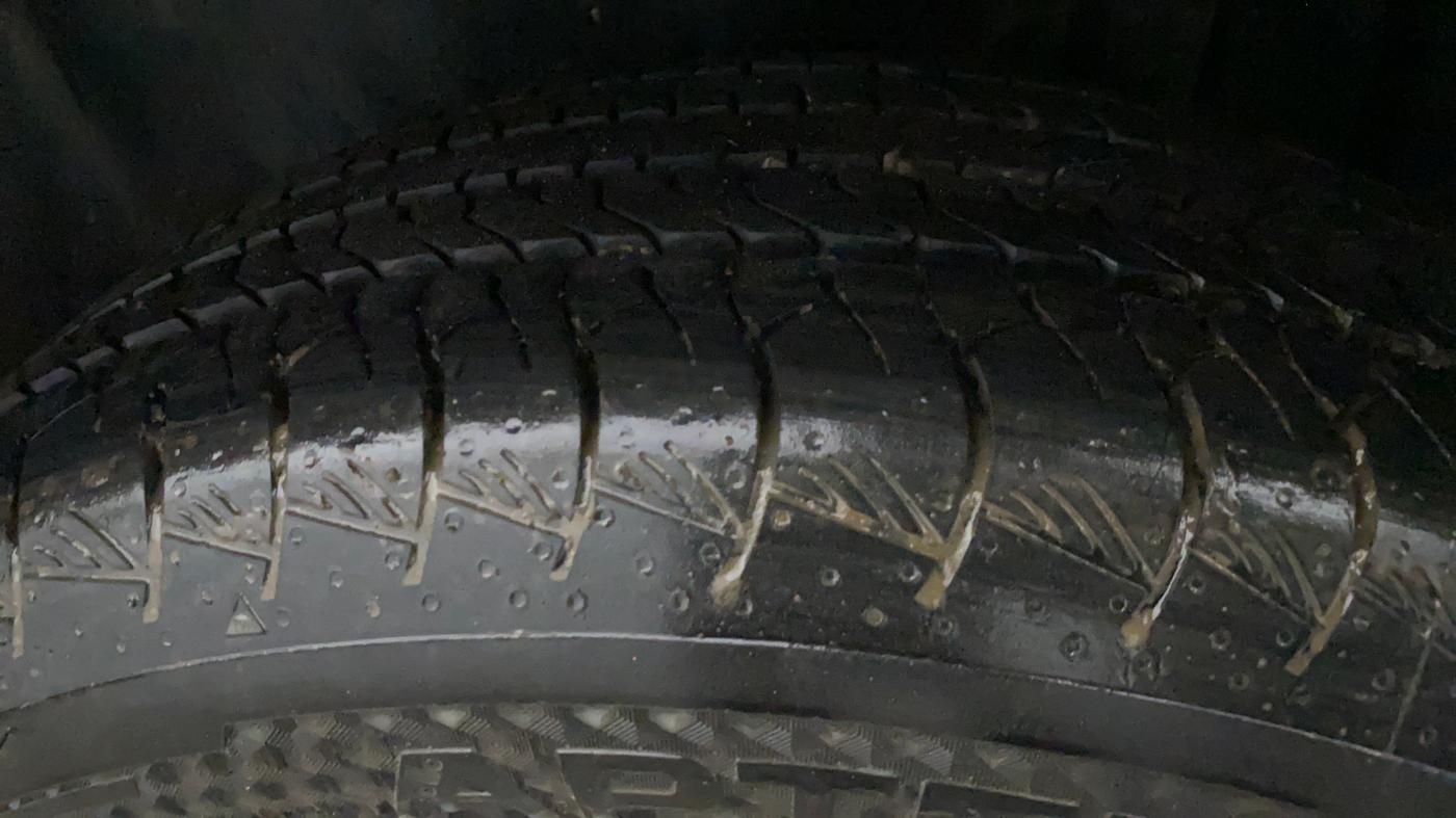2025 Maruti Grand Vitara ALPHA PLUS HYBRID ECVT, Hybrid, Automatic, 16,069 km, Left Rear Tyre Tread