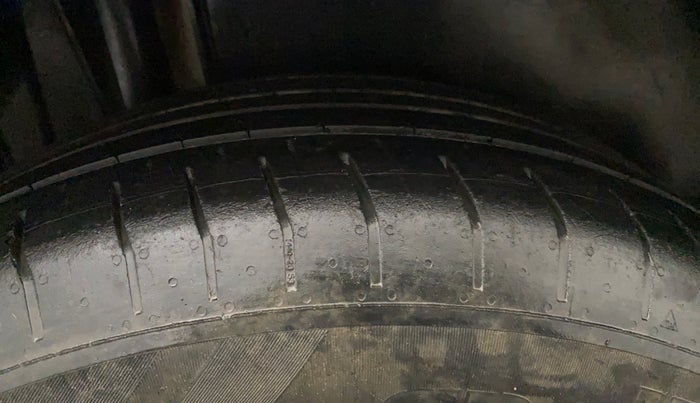 2021 Maruti S Cross ZETA 1.5, Petrol, Manual, 52,619 km, Right Rear Tyre Tread