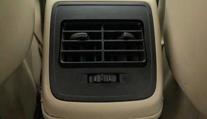 2017 Maruti Dzire VXI, Petrol, Manual, 53,980 km, Rear AC Vents