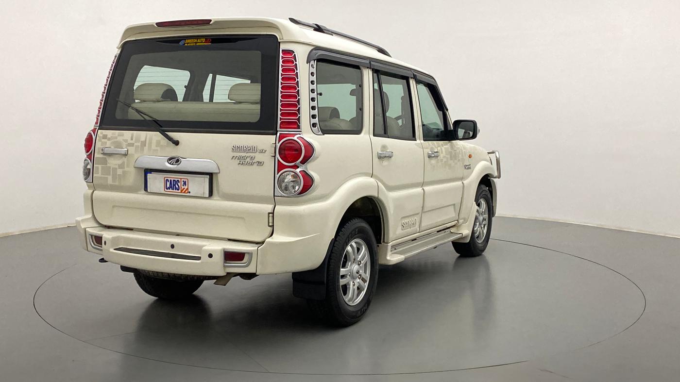 2012 Mahindra Scorpio VLX AIRBAG BS IV, Diesel, Manual, 93,267 km, Right Back Diagonal