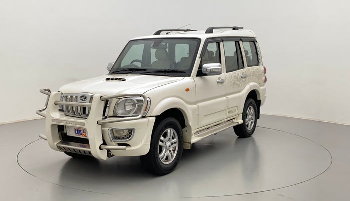 2012 Mahindra Scorpio VLX AIRBAG BS IV, Diesel, Manual, 93,267 km, Left Front Diagonal