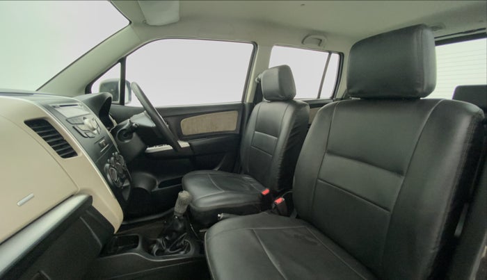 2014 Maruti Wagon R 1.0 VXI, Petrol, Manual, 32,294 km, Right Side Front Door Cabin