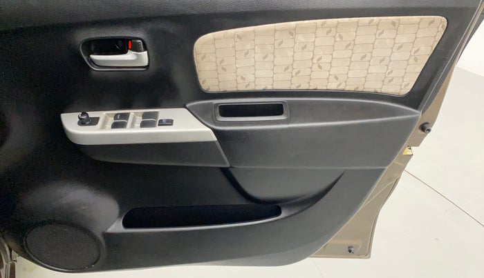 2014 Maruti Wagon R 1.0 VXI, Petrol, Manual, 32,294 km, Driver Side Door Panels Control