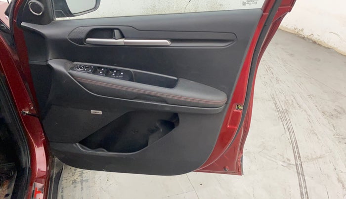 2022 KIA SONET GTX PLUS 1.0 IMT, Petrol, Manual, 25,414 km, Driver Side Door Panels Control