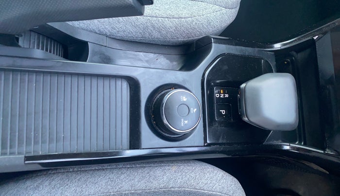 2025 Tata Curvv Pure Plus S 1.2 Petrol 7DCA, Petrol, Automatic, 5,167 km, Gear Lever