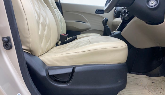 2021 Hyundai NEW SANTRO SPORTZ MT, Petrol, Manual, 30,193 km, Driver Side Adjustment Panel