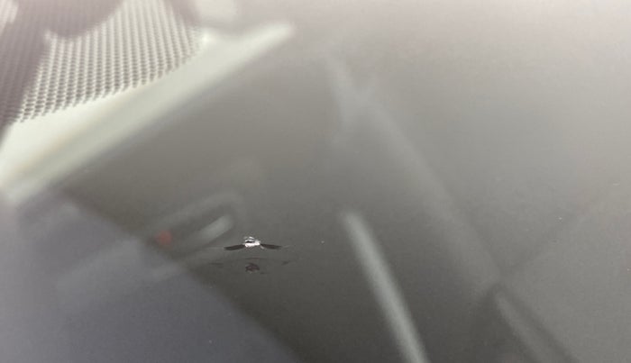 2020 Maruti Vitara Brezza ZXI, Petrol, Manual, 48,227 km, Front windshield - Minor spot on windshield
