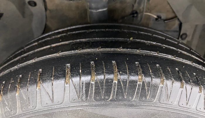 2020 Maruti Vitara Brezza ZXI, Petrol, Manual, 48,227 km, Right Front Tyre Tread
