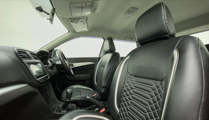 2020 Maruti Vitara Brezza ZXI, Petrol, Manual, 48,227 km, Right Side Front Door Cabin