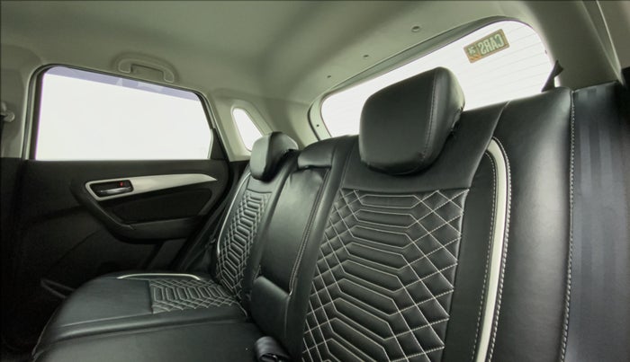 2020 Maruti Vitara Brezza ZXI, Petrol, Manual, 48,227 km, Right Side Rear Door Cabin