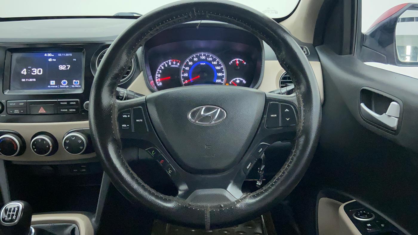 2017 Hyundai Grand i10 SPORTZ (O) 1.2 KAPPA VTVT, Petrol, Manual, 70,336 km, Steering Wheel Close Up