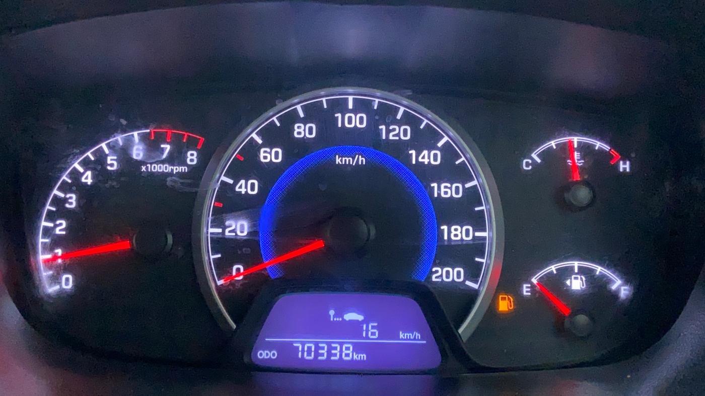 2017 Hyundai Grand i10 SPORTZ (O) 1.2 KAPPA VTVT, Petrol, Manual, 70,336 km, Odometer Image