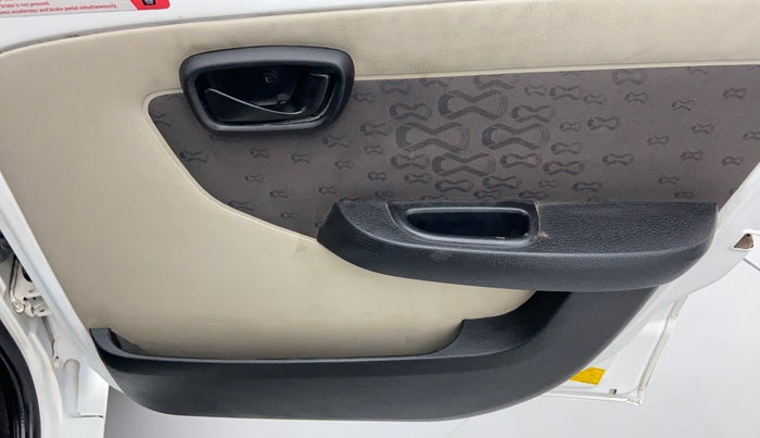 2015 Tata Nano TWIST XTA, Petrol, Automatic, 27,225 km, Driver Side Door Panel Controls