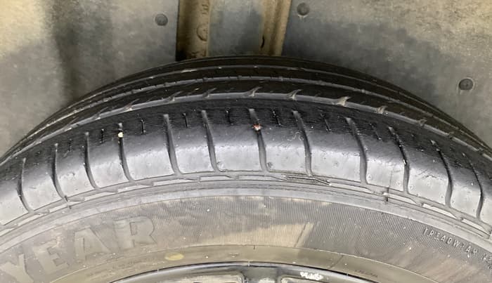 2020 MG HECTOR SHARP 1.5 DCT PETROL, Petrol, Automatic, 20,106 km, Right Rear Tyre Tread