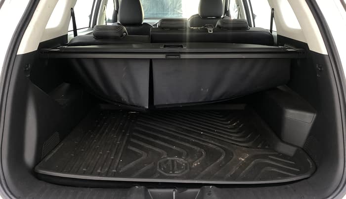 2020 MG HECTOR SHARP 1.5 DCT PETROL, Petrol, Automatic, 20,106 km, Boot Inside