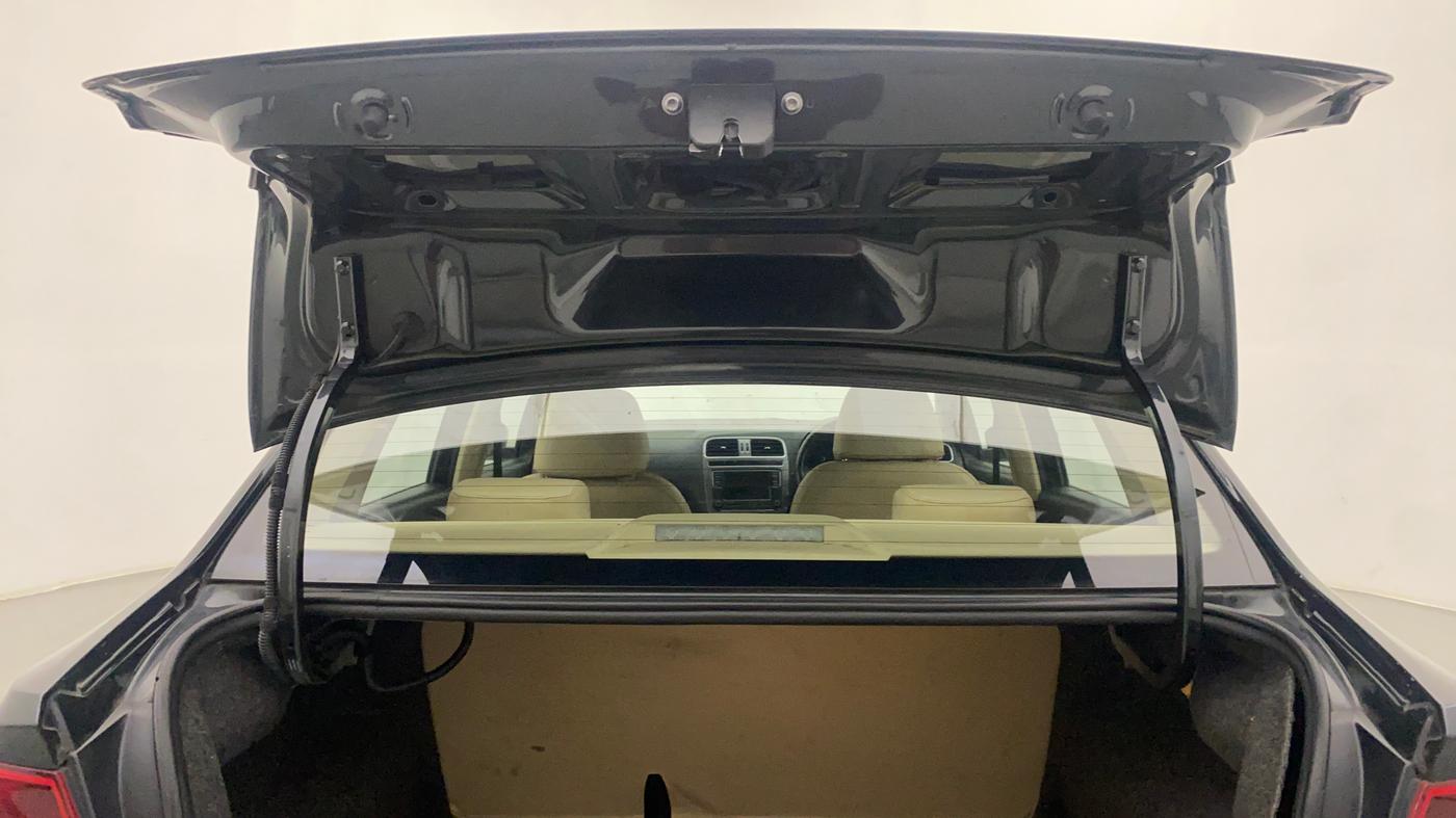 2019 Volkswagen Ameo HIGHLINE PLUS 1.5L AT 16 ALLOY, Diesel, Automatic, 60,767 km, Boot Door Open