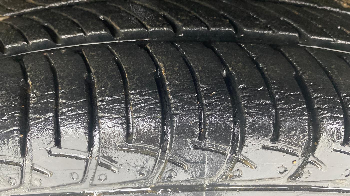 2017 Maruti Celerio ZXI AMT (O), Petrol, Automatic, 20,650 km, Left Front Tyre Tread
