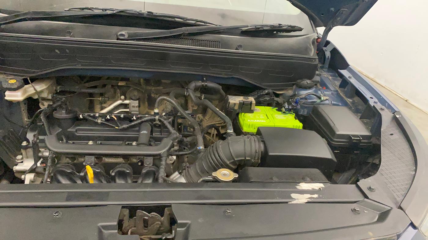 2022 Hyundai VENUE S+ 1.2, Petrol, Manual, 1,25,193 km, Engine View - Left