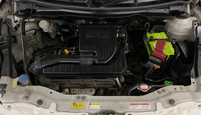 2014 Maruti Swift VXI, Petrol, Manual, 45,577 km, Engine View