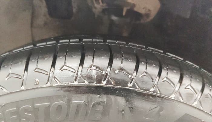 2020 Hyundai NEW SANTRO SPORTZ EXECUTIVE MT CNG, CNG, Manual, 87,486 km, Left Front Tyre Tread