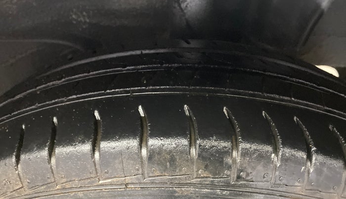 2019 Hyundai NEW SANTRO MAGNA, Petrol, Manual, 14,351 km, Left Rear Tyre Tread