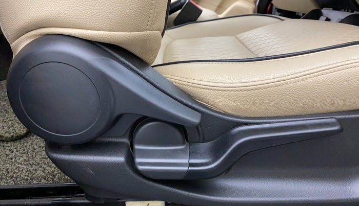 2019 Honda Amaze 1.2 V CVT I VTEC, Petrol, Automatic, 22,343 km, Driver Side Adjustment Panel