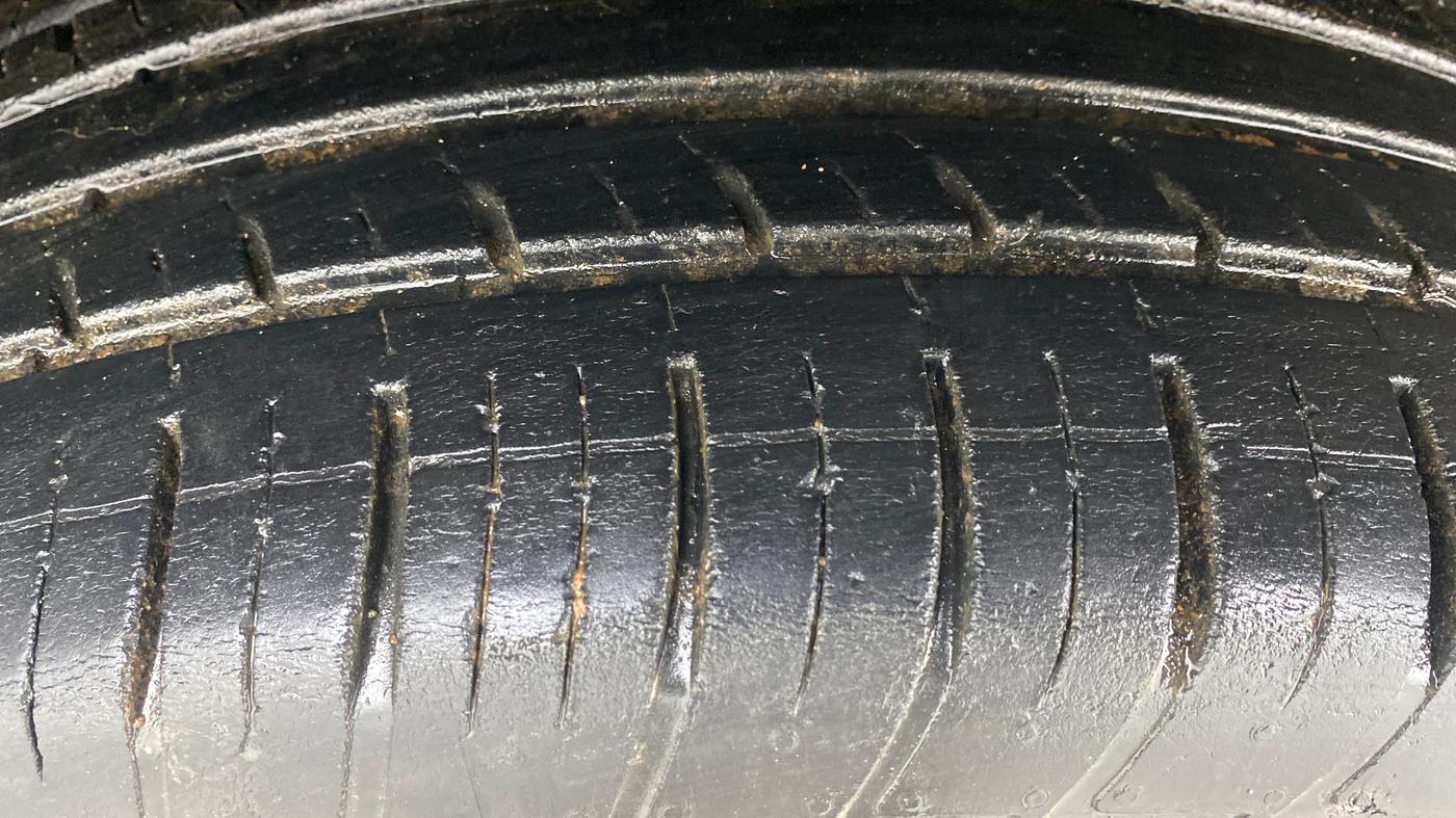 2021 Renault Duster RXZ 1.5 PETROL MT, Petrol, Manual, 37,454 km, Left Front Tyre Tread