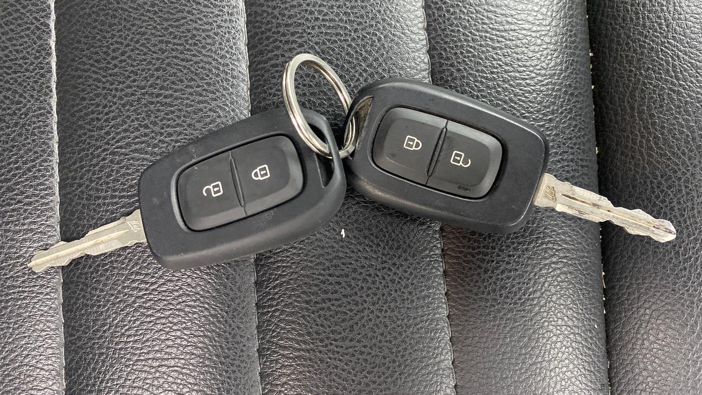 2021 Renault Duster RXZ 1.5 PETROL MT, Petrol, Manual, 37,454 km, Key Close Up