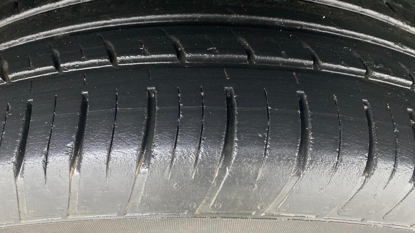 2021 Renault Duster RXZ 1.5 PETROL MT, Petrol, Manual, 37,454 km, Left Rear Tyre Tread