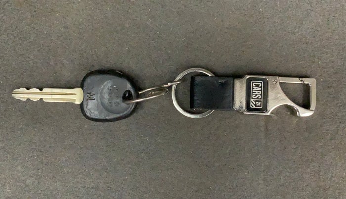 2016 Hyundai i10 MAGNA 1.1, Petrol, Manual, 28,023 km, Key Close Up