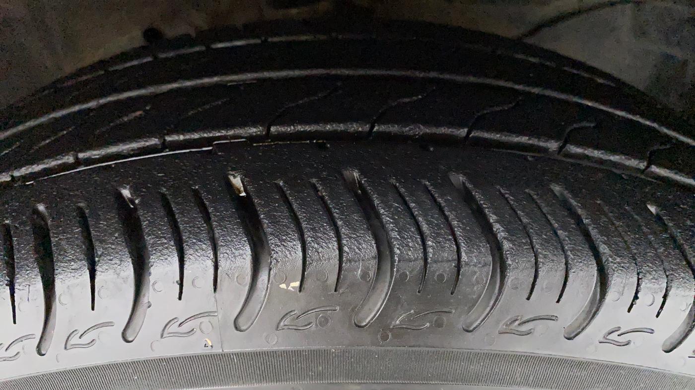 2019 Honda Amaze 1.2 V CVT I VTEC, Petrol, Automatic, 21,223 km, Right Front Tyre Tread
