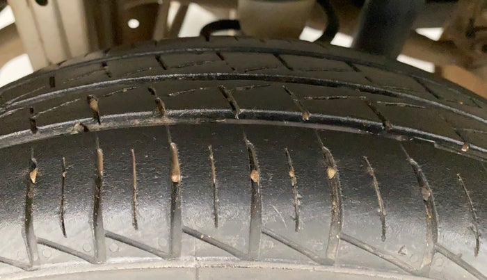 2020 Maruti Alto VXI, Petrol, Manual, 16,998 km, Right Rear Tyre Tread