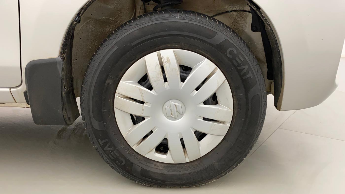 2020 Maruti Alto VXI, Petrol, Manual, 16,998 km, Right Front Wheel