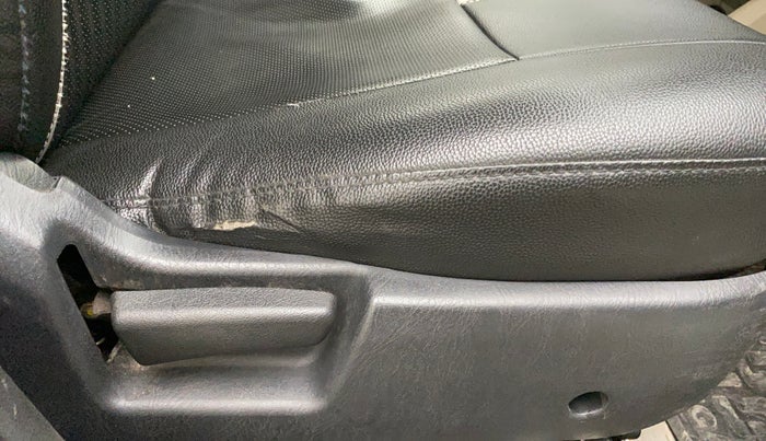 2020 Maruti Alto VXI, Petrol, Manual, 16,998 km, Driver Side Adjustment Panel