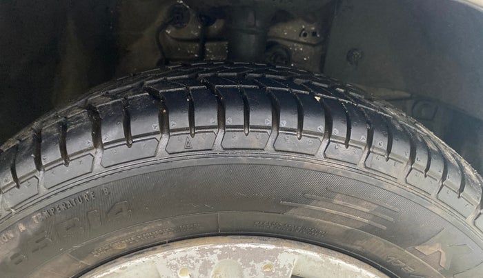 2013 Honda Amaze 1.2L I-VTEC S AT, Petrol, Automatic, 22,945 km, Right Front Tyre Tread