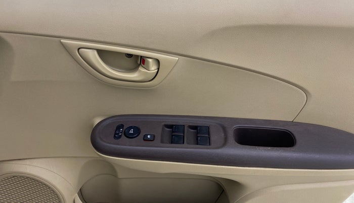 2013 Honda Amaze 1.2L I-VTEC S AT, Petrol, Automatic, 22,945 km, Driver Side Door Panels Control