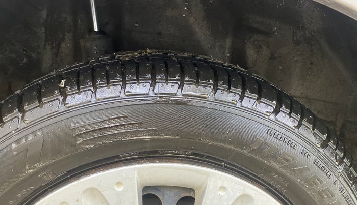 2013 Honda Amaze 1.2L I-VTEC S AT, Petrol, Automatic, 22,945 km, Right Rear Tyre Tread